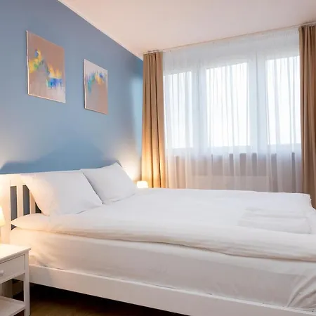 Ochota Homely Apartment Warsaw Exterior photo