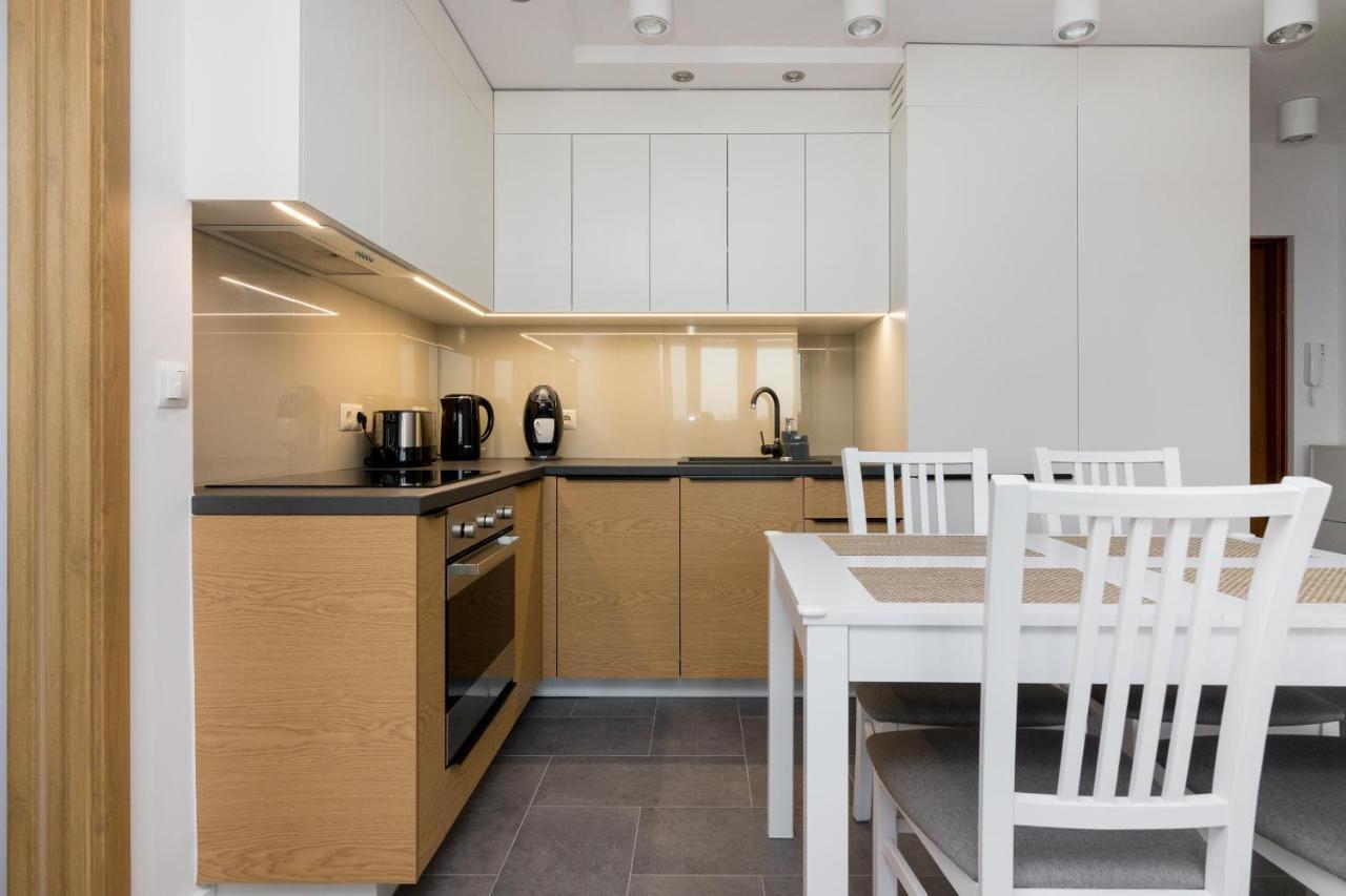 Ochota Homely Apartment Warsaw